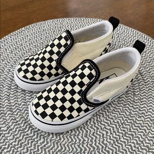 Van’s toddler slip ons